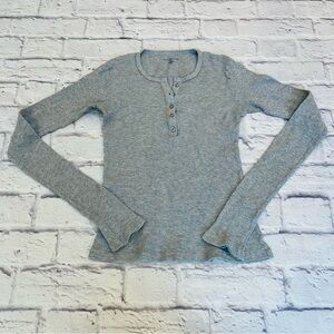 Brandy Melville Light Grey Ribbed Henley Long Sleeve Top